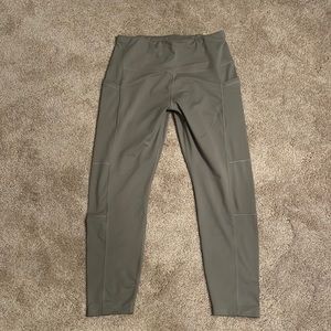 large light green leggings